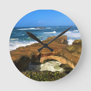 Horloge Ronde Parc d'État du Punchbowl dans l'Oregon