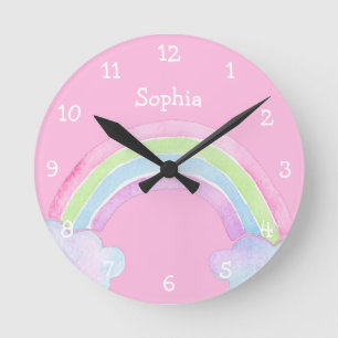 Horloge Ronde Pastel Rainbow Personnalisé Nom de la fille Magiqu