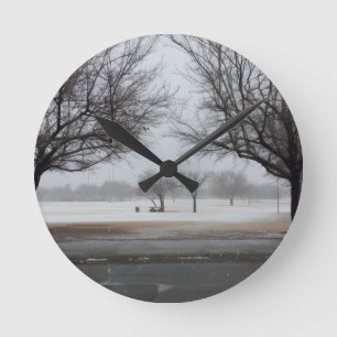 Horloge Ronde Paysage serein de parc enneigé en hiver