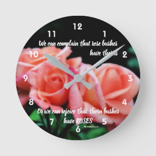 Horloge Ronde Peach Roses Attitude Ratio d'inspiration