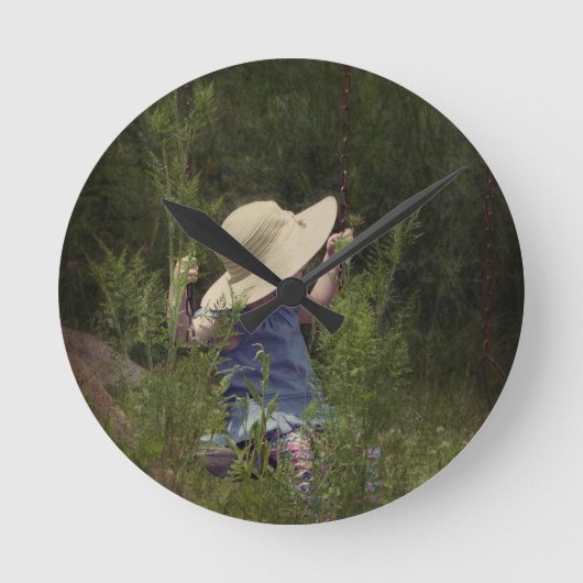 Horloge Ronde Petite fille sur une aile (Recto)