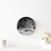 Horloge Ronde Photo de Kitten noir et blanc (Maison)