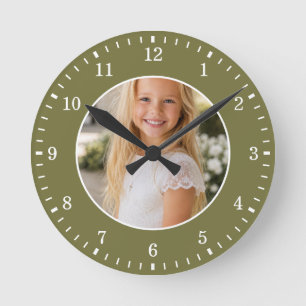 Horloge Ronde Photo personnalisée verte et chiffres blancs perso