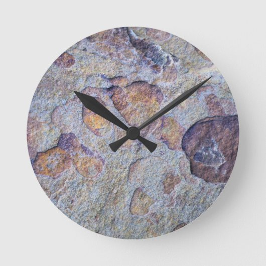 Horloge Ronde Pierre de fer rocheuse (Recto)