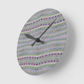 Horloge Ronde Pink and Green Pretty Hearts Motif (Angle)