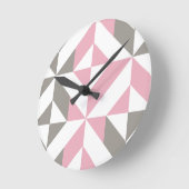 Horloge Ronde Pink Raspberry and Silver Geometric ZigZag (Angle)
