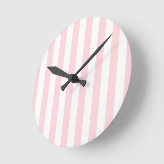 Horloge Ronde Pink & White Stripe Clock (Angle)