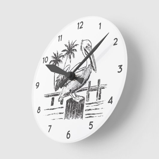 Horloge Ronde Plage D'Été Branchée Palm Tree Pelican Sur Un Post (Angle)