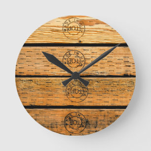 Horloge Ronde Plaques de bois estampillées "Fabriqué aux Etats-U