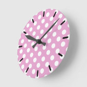 Horloge Ronde Pois blancs sur rose pâle (Angle)