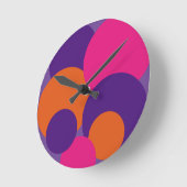 Horloge Ronde Pois orange, violet et rose chaud (Angle)