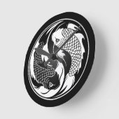 Horloge Ronde Poissons blancs et noirs de Yin Yang Koi (Angle)