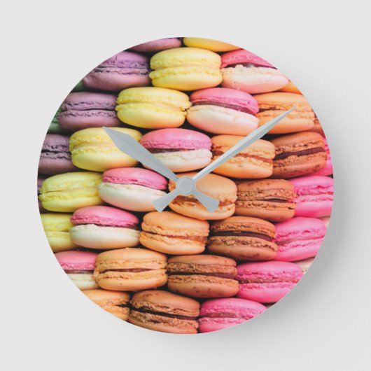 Horloge Ronde Quirky Colorful Macaroons Round Clock (Recto)