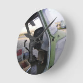 Horloge Ronde Restes d'hélicoptère de guerre froide. (Angle)