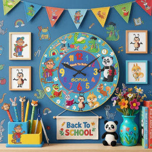HORLOGE RONDE RETOUR À L'ÉCOLE ANIMAUX MIGNONS NOM PERSONNALISAB