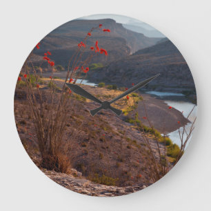 Horloge Ronde Rio Grande traversant le désert du Chihuahuan