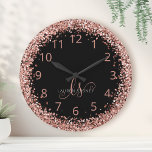 Horloge Ronde Rose Gold Blush Pink Glitter Glam Monogram Name<br><div class="desc">Glam Rose Gold Glitter Elegant Monogram Clock. Easily personalize this trendy chic clock design featuring elegant rose gold sparkling glitter on a black background. The design features your handwritten script monogram with pretty swirls and your name.</div>