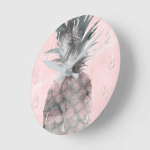 Horloge Ronde Rose Gold Pink Tropical Summer Pineapple Glam (Angle)
