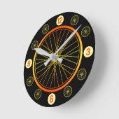 Horloge Ronde Roue à vélo orange noir (Angle)