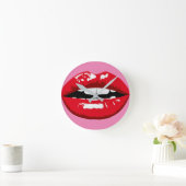 Horloge Ronde round clock lips stick mouch picture (Maison)