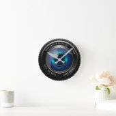 Horloge Ronde Round faced clock with SLR zoom lens (Maison)