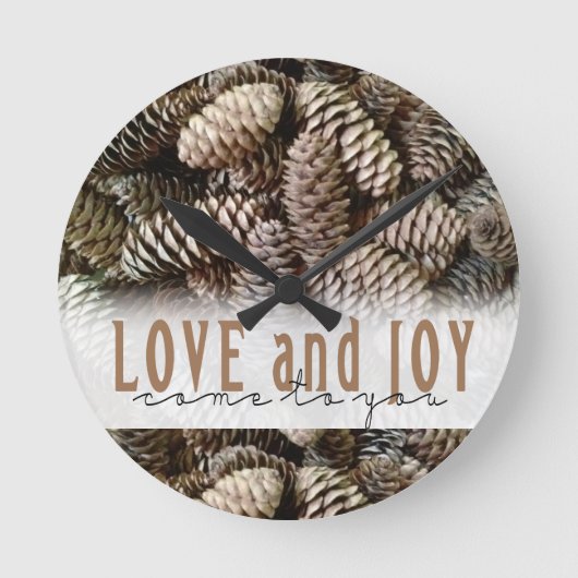 Horloge Ronde Rustic Holiday Love and Joy Pine Cone (Recto)