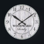 Horloge Ronde Rustic Wood Nom de famille personnalisé<br><div class="desc">Une grange moderne rustique blanc lavé à la grange en bois monogrammed nom de famille horloge murale. Idéal pour votre maison ou cabine de style rustique ou agricole.</div>