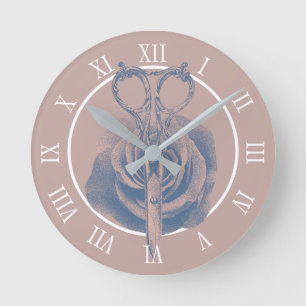 Horloge Ronde Salon de Rose Dusty Vintage à ciseaux et fleurs