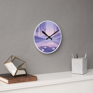 Horloge Ronde Serene Misty Lake at Dawn Circular Art Print