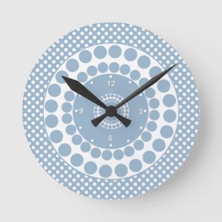 Horloge Ronde Stylish Slate Blue et White Polka Dot Clock