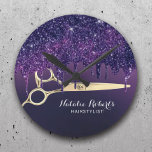 Horloge Ronde Styliste de cheveux Magic Purple Parties scintilla<br><div class="desc">Styliste De Cheveux Magic Purple Parties scintillant Drips Beauté Salon Horloges.</div>