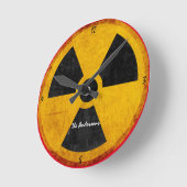 Horloge Ronde Symbole de rayonnement en détresse (Angle)