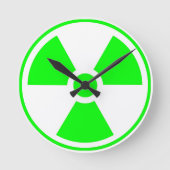 Horloge Ronde Symbole de rayonnement radioactif nucléaire en ver (Recto)