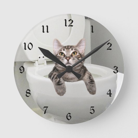 Horloge Ronde Tabby cat aux toilettes (Recto)