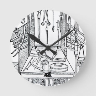 Horloge Ronde Table d'opération et instruments chirurgicaux, du