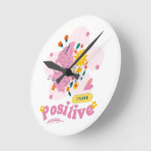 Horloge Ronde Think Positive Round Clock (Angle)