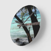 Horloge Ronde Transats Rum Point Grand Cayman (Angle)