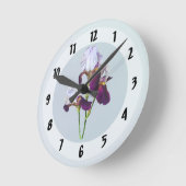 Horloge Ronde Trois Irlandais dans les nuances de Magenta (Angle)