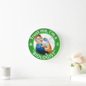 Horloge Ronde Trust me, logo de biologiste wall clock (Maison)