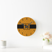 Horloge Ronde Turmeric Yellow & Gold Quatrefoil Monogrammed (Maison)