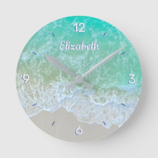 Horloge Ronde Turquoise Ocean Wave, Personalize Nom ou Monogram (Recto)