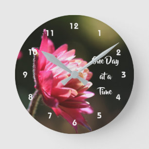 Horloge Ronde Un Jour À La Fleur Lumineuse Inspirante