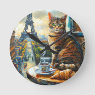 Horloge Ronde Un matin à Paris Chat tigré dans un café