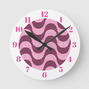 Horloge Ronde vagues portugaises en pavé rose moderne