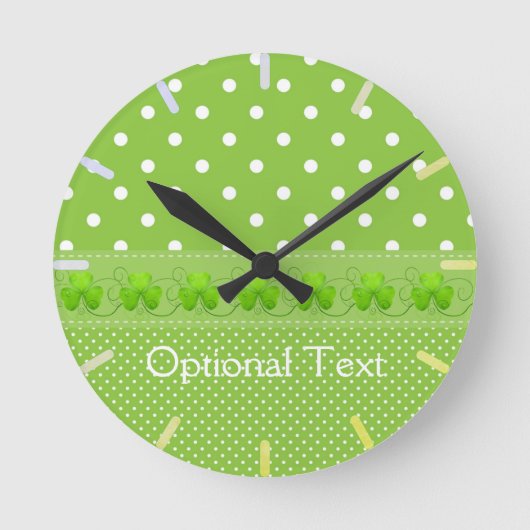 Horloge Ronde Vert, points et Shamrocks (Recto)