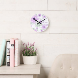 Horloge Ronde Vert violet personnalisé, fleurs d'aquarelle