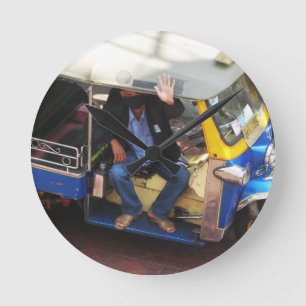 Horloge Ronde Vous voulez TAXI TUK-TUK ?