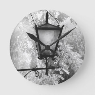 Horloge Ronde Vue noir et blanc de l'éclairage