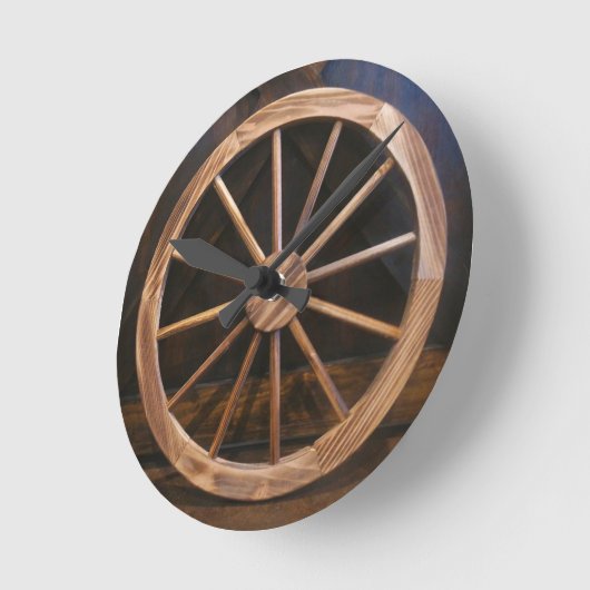 Horloge Ronde Wagon Wheel Clock (Angle)