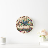 HORLOGE RONDE WEIRD MEDIEVAL BESTIARY HUNTER CAT,BIRD, FALCON (Maison)